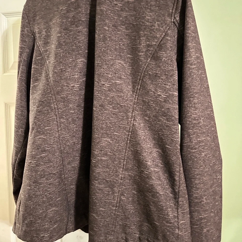 Cinch Jacket - Picture 2 of 4